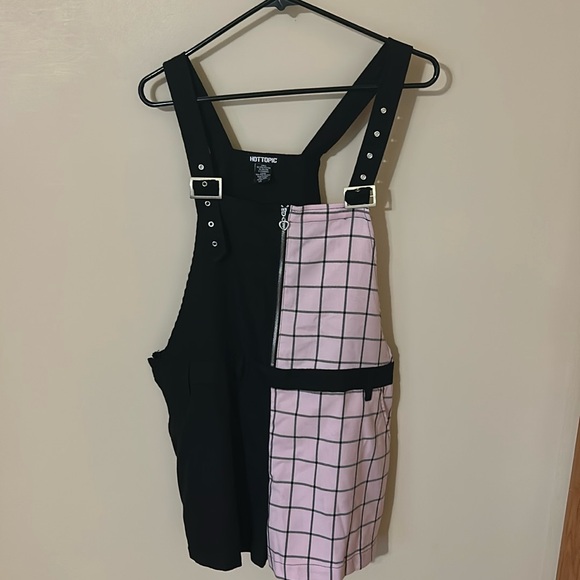 Hot Topic Pants - Hot Topic Pink Black Color Block Plaid Punk Romper L Overalls Jumper emo
